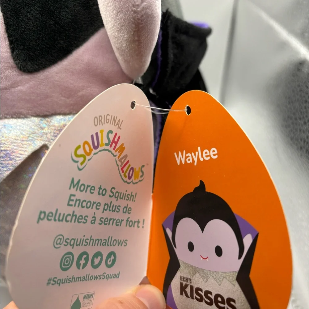 🎃 Squishmallows 2022 Halloween Hershey Squad Waylee Kisses Vampire Plush NWT 🧛